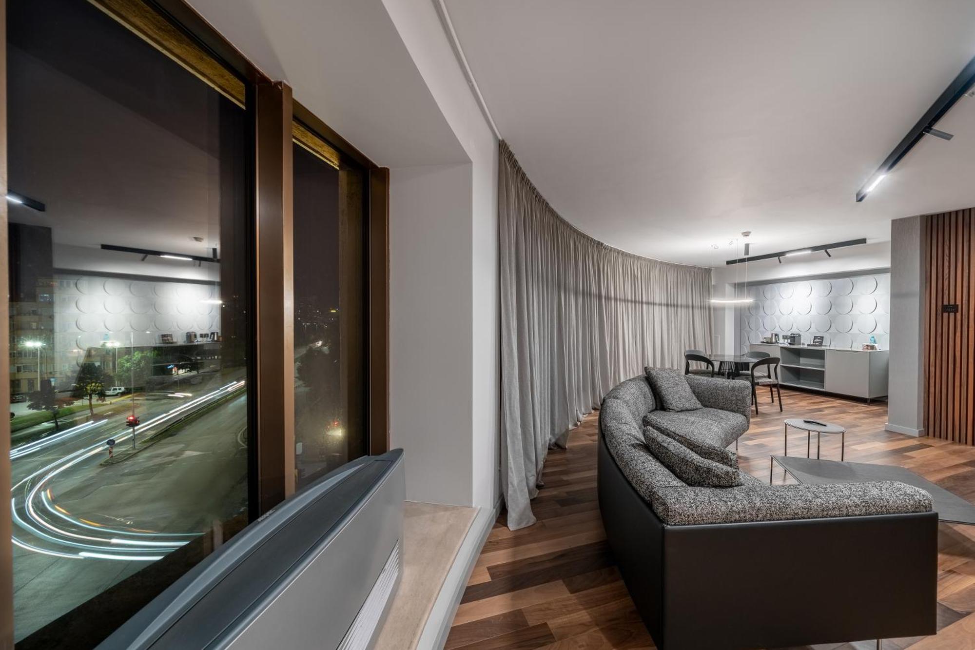 Hotel Vega 4*